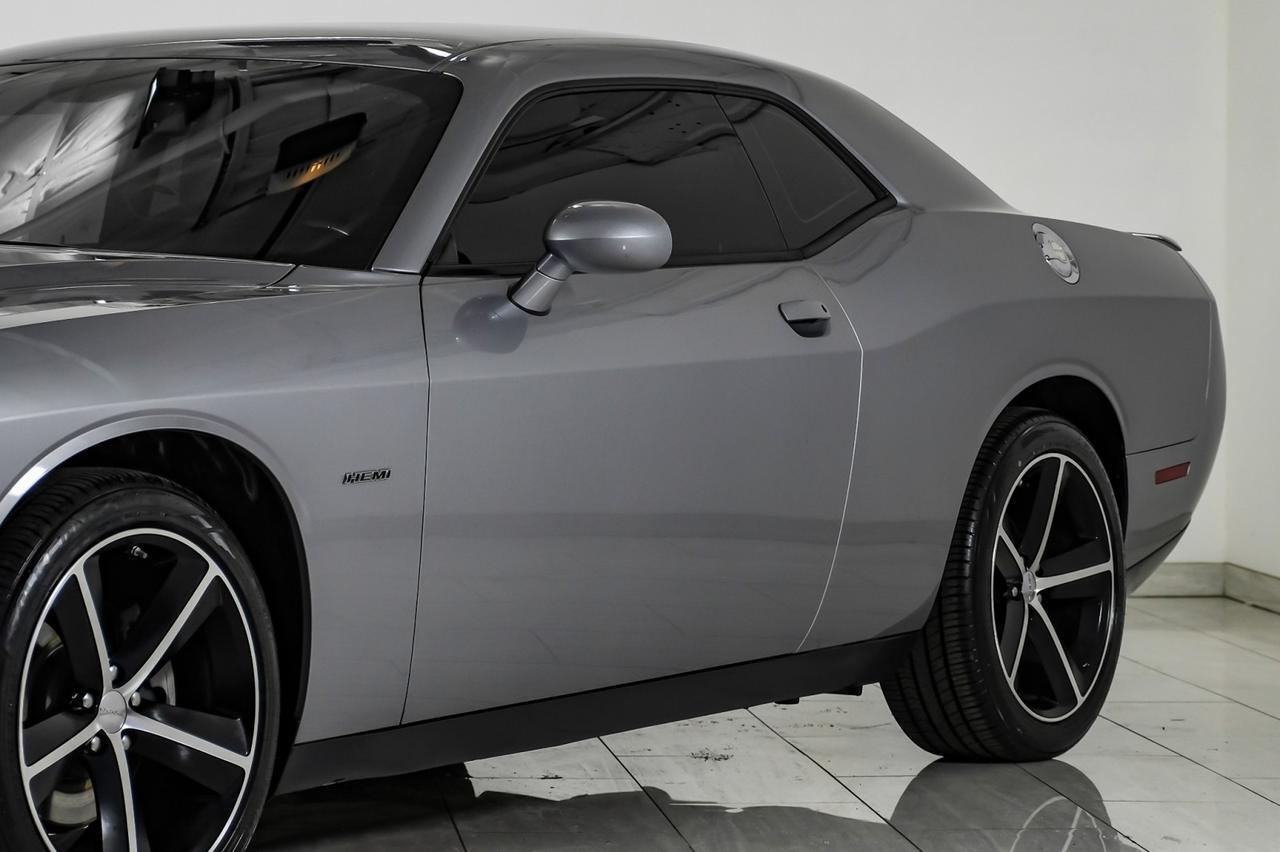 2017 Dodge Challenger R/T 5.7L HEMI AUTOMATIC KEYLESS START BLUETOOTH CRUISE CONTROL A Carrollton TX