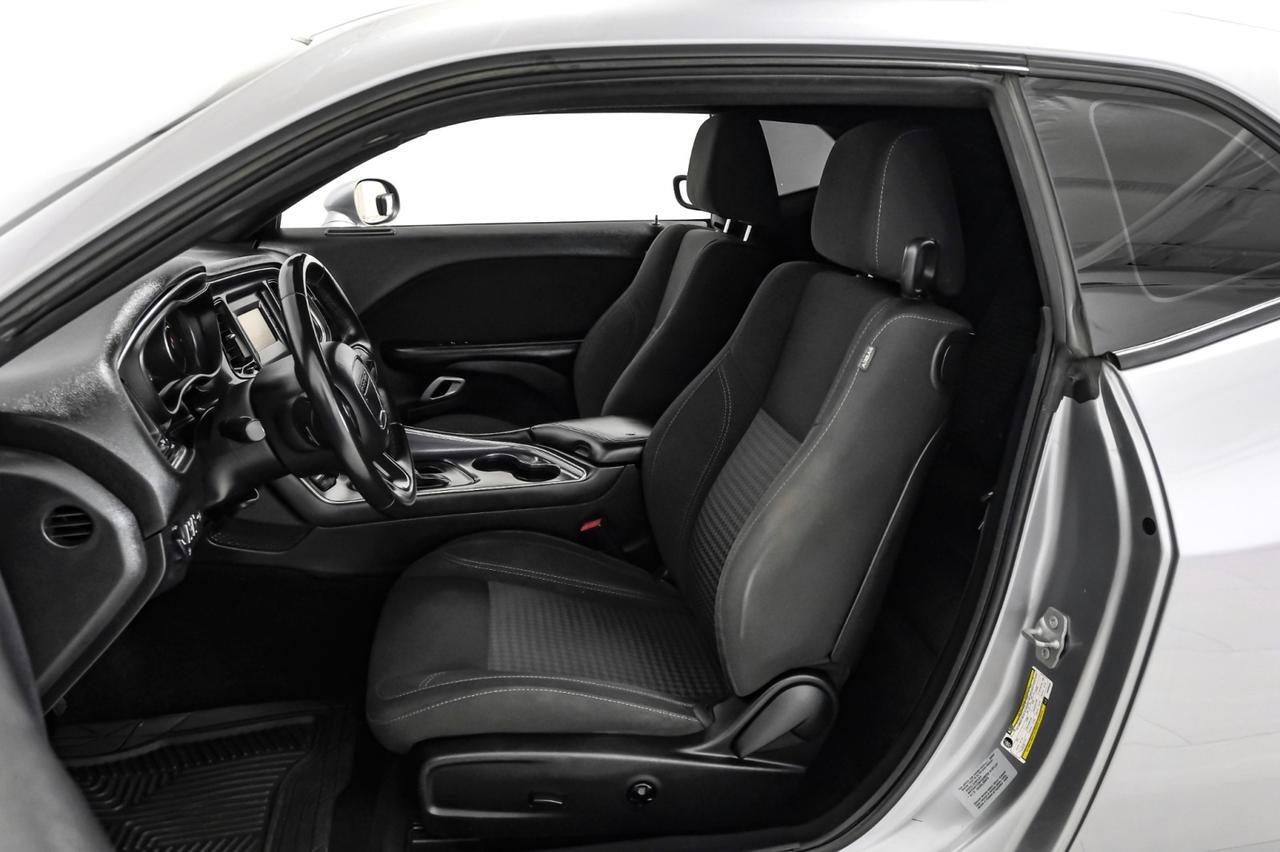 2017 Dodge Challenger R/T 5.7L HEMI AUTOMATIC KEYLESS START BLUETOOTH CRUISE CONTROL A Carrollton TX