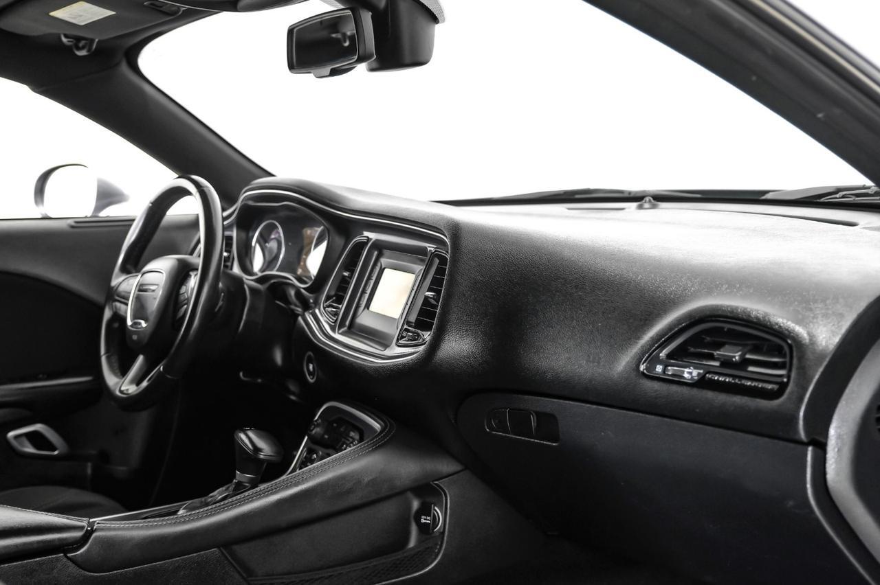 2017 Dodge Challenger R/T 5.7L HEMI AUTOMATIC KEYLESS START BLUETOOTH CRUISE CONTROL A Carrollton TX