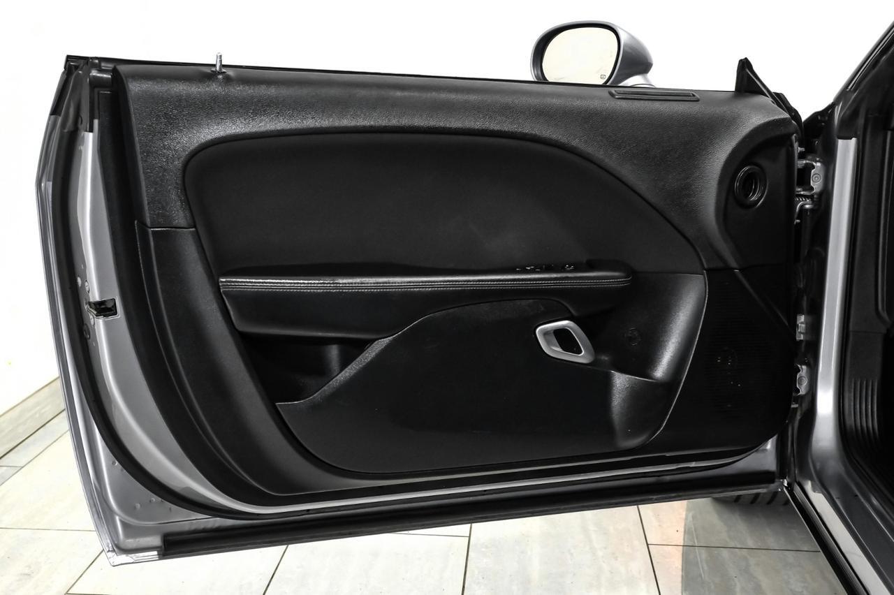 2017 Dodge Challenger R/T 5.7L HEMI AUTOMATIC KEYLESS START BLUETOOTH CRUISE CONTROL A Carrollton TX