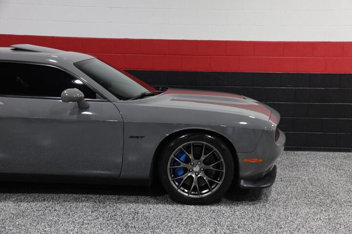 2017 Dodge Challenger SRT 392 6-Speed Manual 2dr Coupe Chicago IL