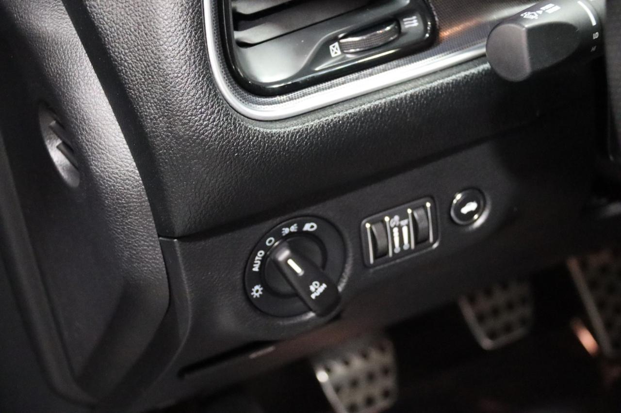 2017 Dodge Challenger SRT 392 6-Speed Manual 2dr Coupe Skokie IL