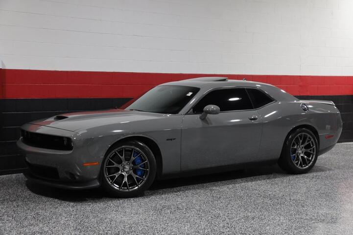 2017 Dodge Challenger SRT 392 6-Speed Manual 2dr Coupe Chicago IL
