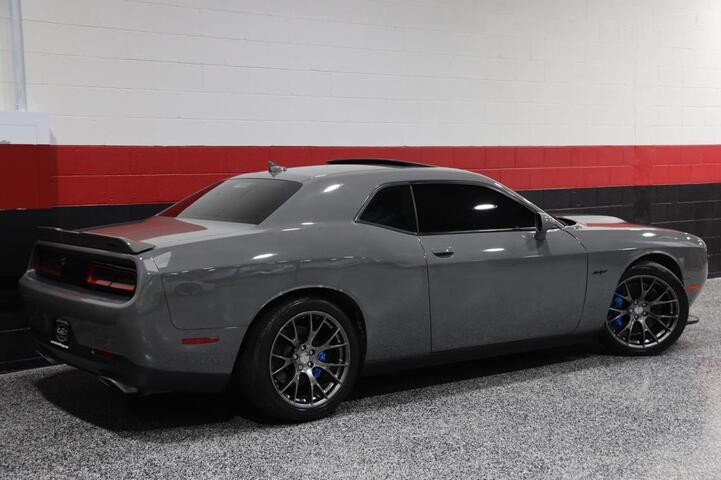 2017 Dodge Challenger SRT 392 6-Speed Manual 2dr Coupe Chicago IL