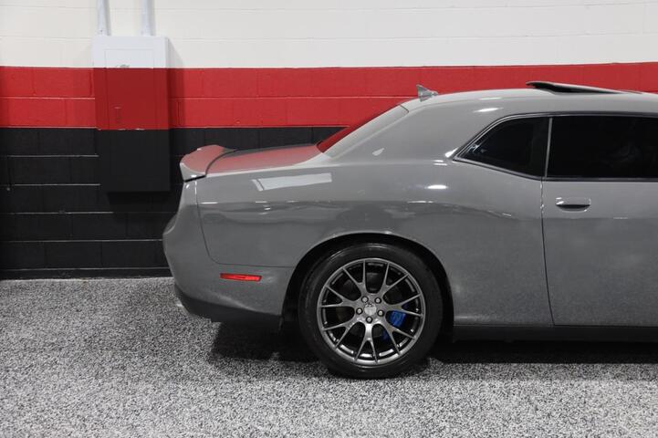 2017 Dodge Challenger SRT 392 6-Speed Manual 2dr Coupe Chicago IL