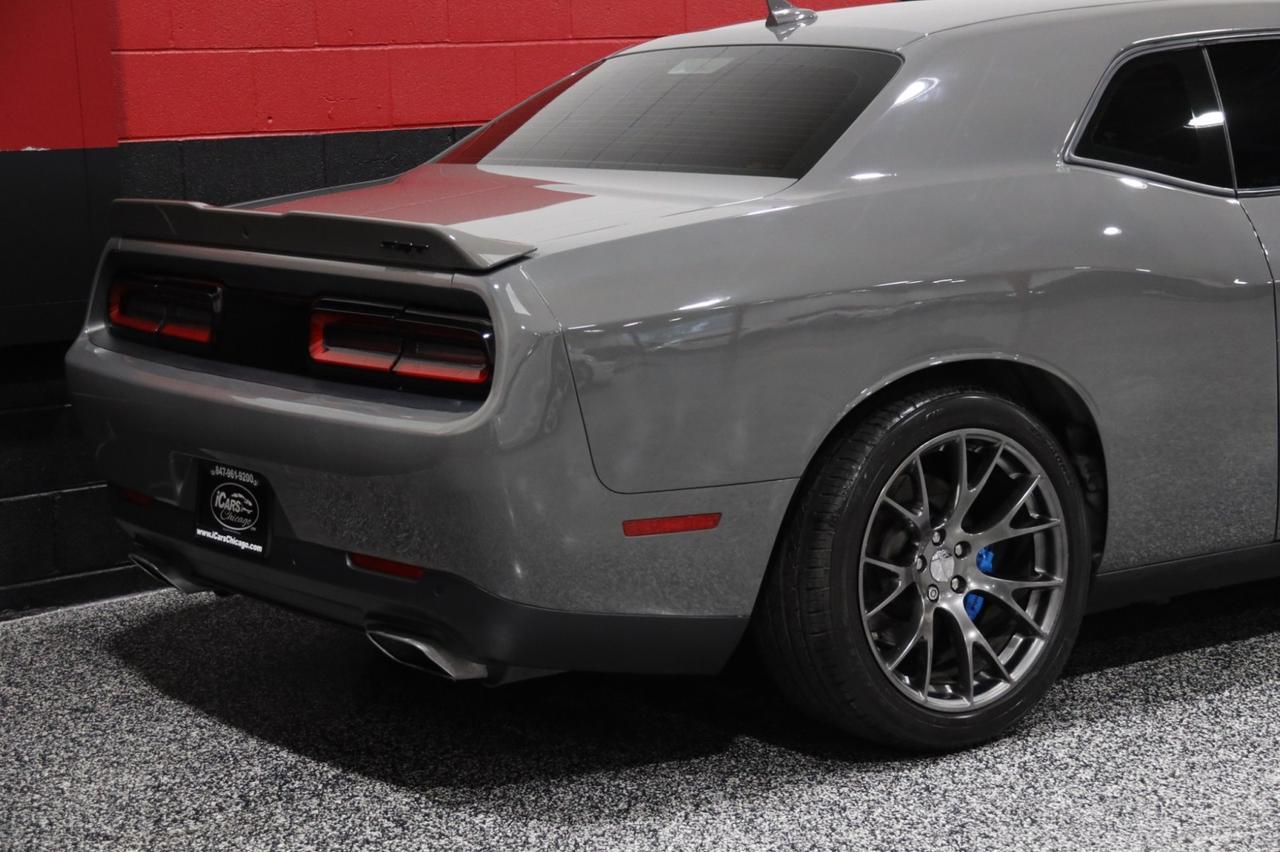 2017 Dodge Challenger SRT 392 6-Speed Manual 2dr Coupe Skokie IL