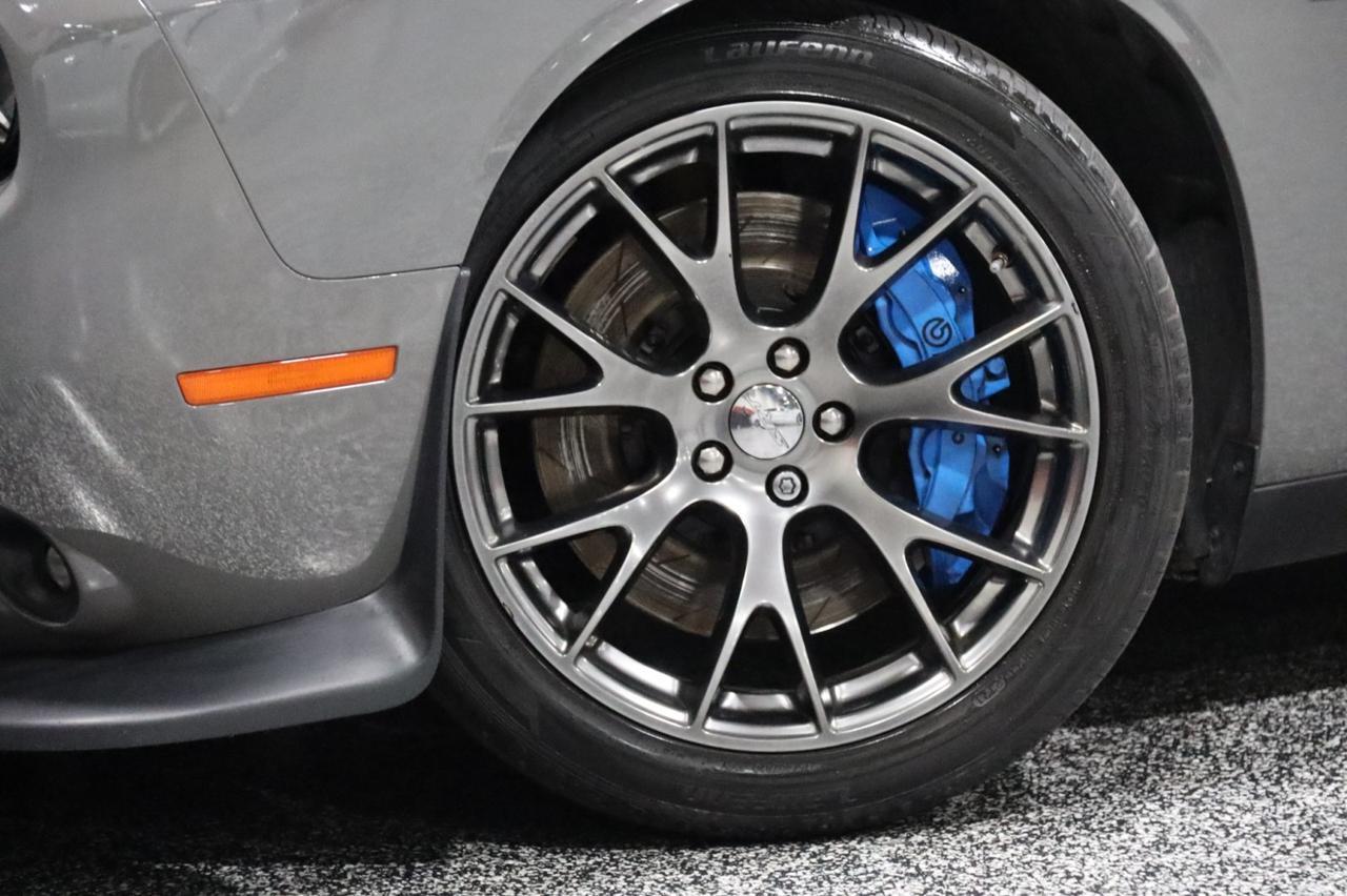 2017 Dodge Challenger SRT 392 6-Speed Manual 2dr Coupe Skokie IL