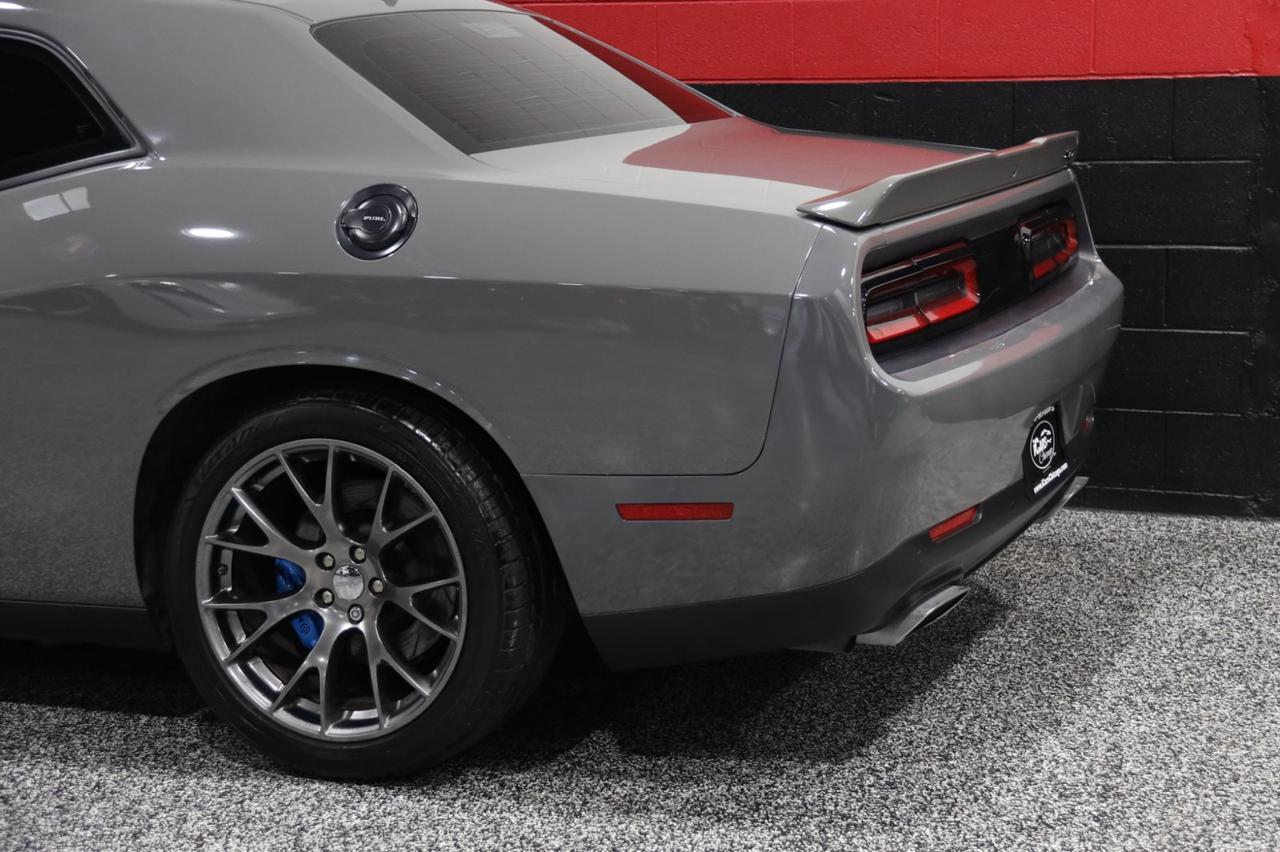 2017 Dodge Challenger SRT 392 6-Speed Manual 2dr Coupe Skokie IL