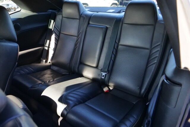 2017 Dodge Challenger SRT Hellcat / Manual / 6.2L V8 / Cooled Seats! High Point NC