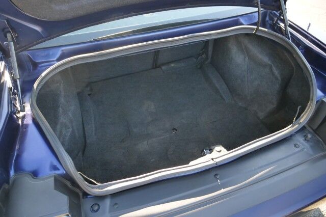 2017 Dodge Challenger SRT Hellcat / Manual / 6.2L V8 / Cooled Seats! High Point NC