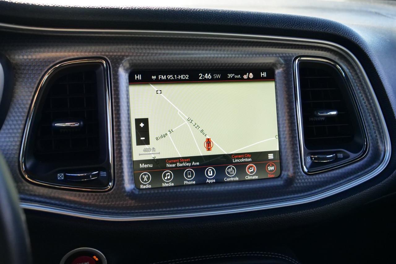 2017 Dodge Challenger SRT Hellcat / Manual / 6.2L V8 / Cooled Seats! Lincolnton NC