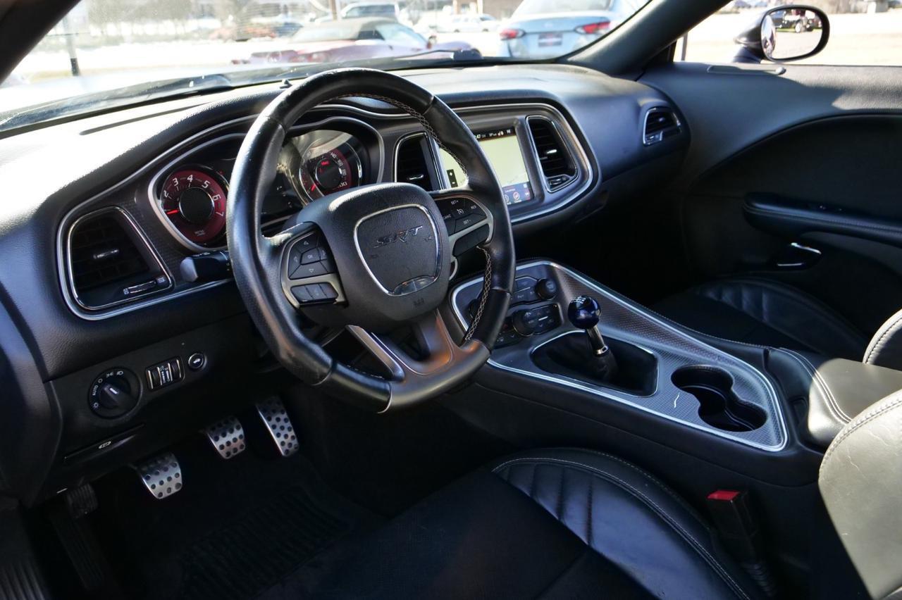 2017 Dodge Challenger SRT Hellcat / Manual / 6.2L V8 / Cooled Seats! Lincolnton NC