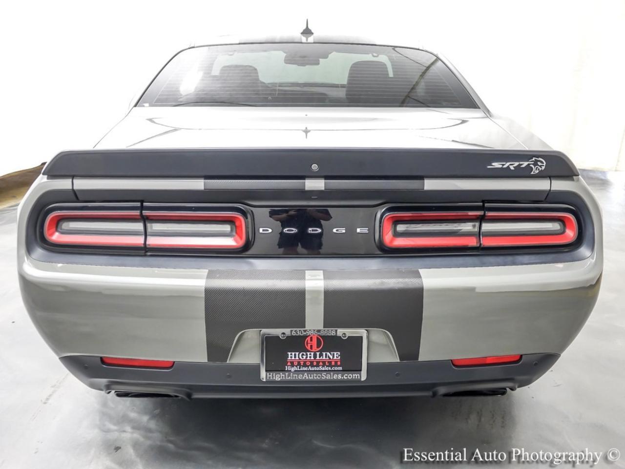 2017 Dodge Challenger SRT - Photo 7