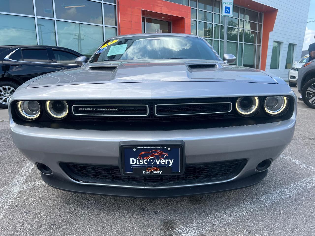 2017 Dodge Challenger SXT