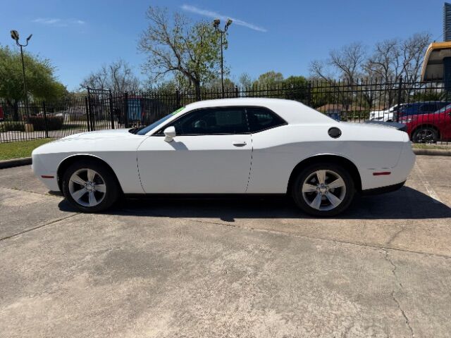 2017 Dodge Challenger SXT
