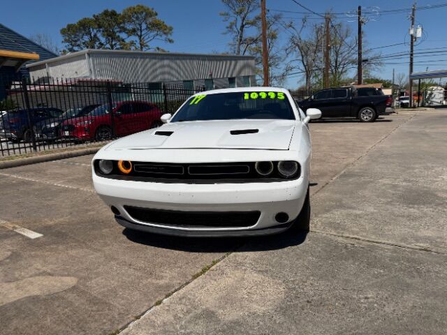 2017 Dodge Challenger SXT
