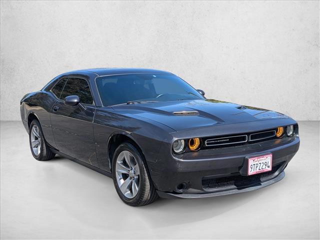 2017 Dodge Challenger SXT