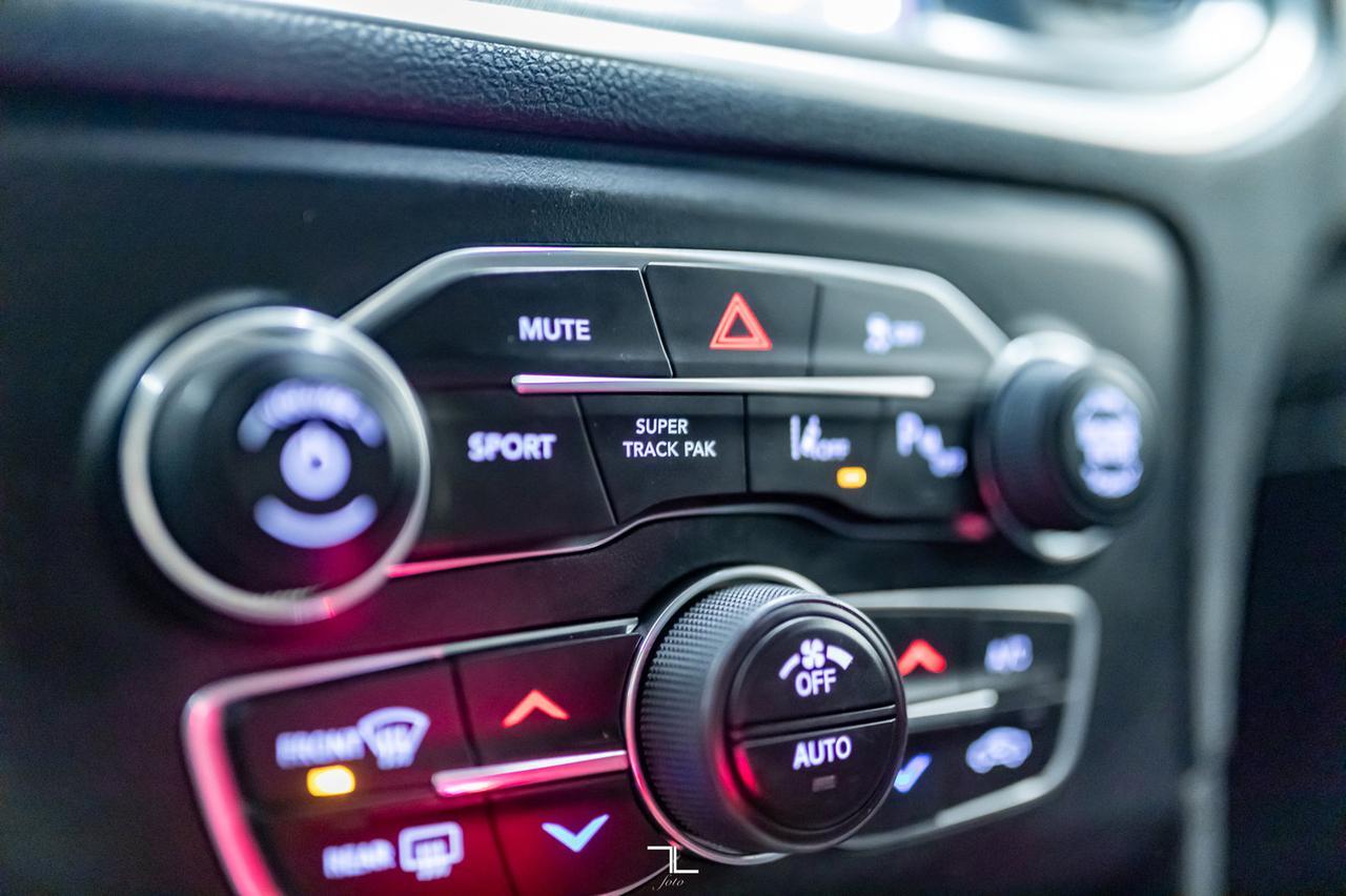 2017 Dodge Charger R/T Daytona Edition Leather Nav BCam Red Deer AB