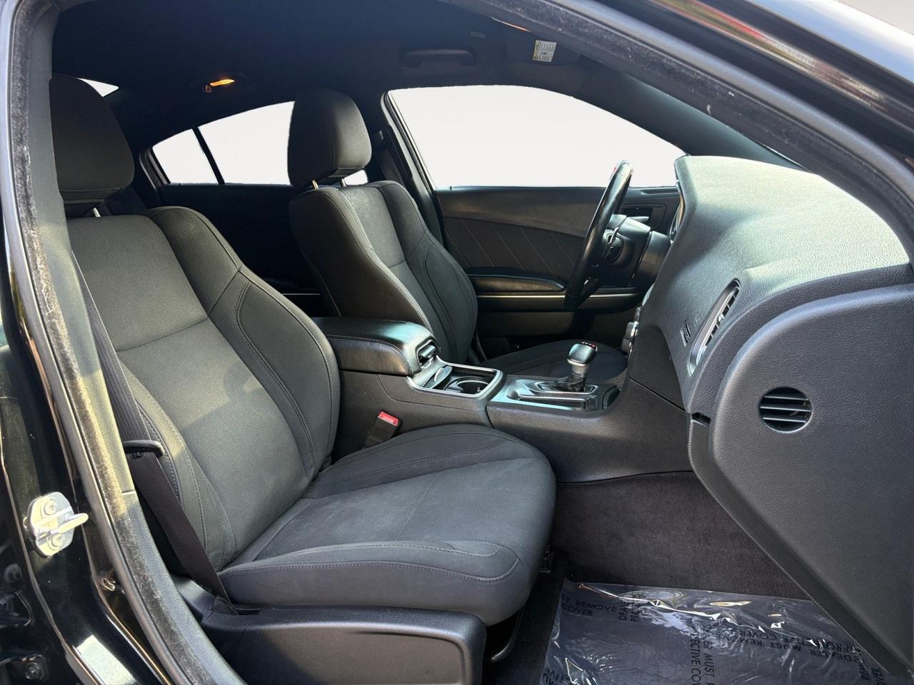 2017 Dodge Charger R/T, PADDLE SHIFTERS, REAR SPOILER, REMOTE KEYLESS START, UCONNECT BLUETOOTH, APPLE CARPLAY/ANDROID AUTO, HEATED FRONT SEATS, TINTED WINDOWS, PREMIUM BLACK WHEELS, LOW MILES, CHARGE THE ROAD IN STYLE! Virginia Beach VA