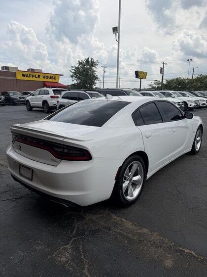 2017 Dodge Charger R/T RWD