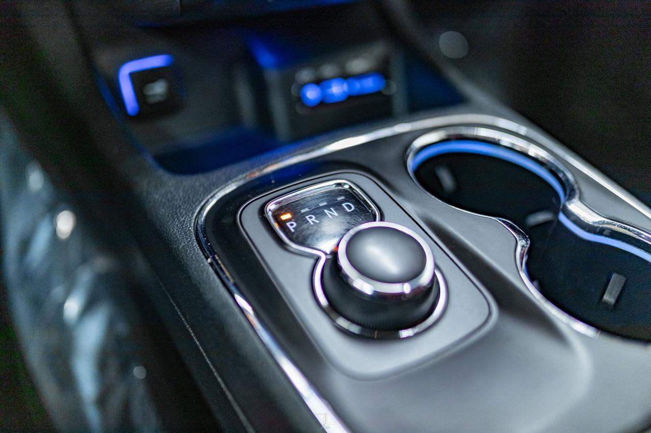 2017 Dodge Durango AWD R/T Hemi Leather Roof Nav Red Deer AB