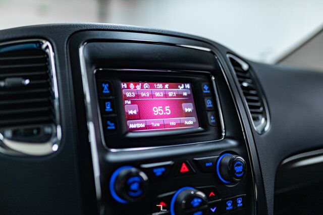 2017 Dodge Durango AWD SXT PSeat BCam Red Deer AB