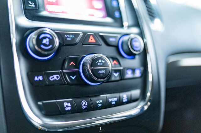 2017 Dodge Durango AWD SXT PSeat BCam Red Deer AB