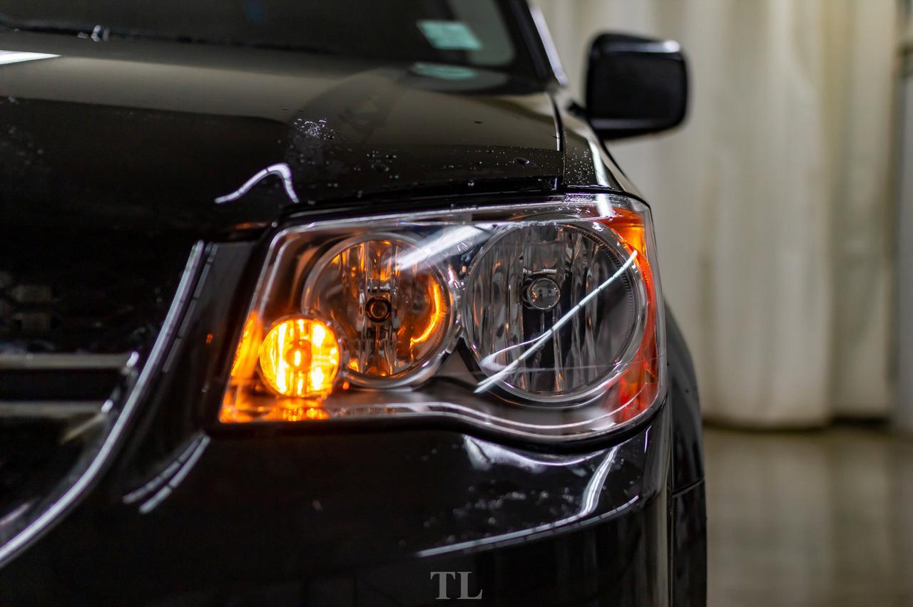 2017 Dodge Grand Caravan Crew Plus Leather Nav BCam Red Deer AB