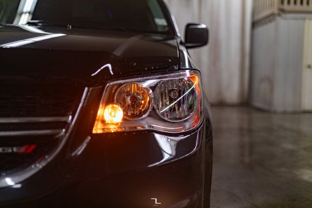 2017 Dodge Grand Caravan Crew Plus Leather Nav BCam Red Deer AB