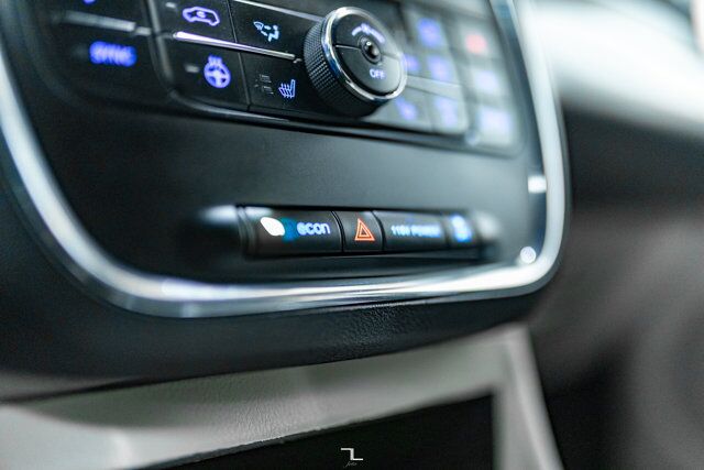 2017 Dodge Grand Caravan Crew Plus Leather Nav BCam Red Deer AB