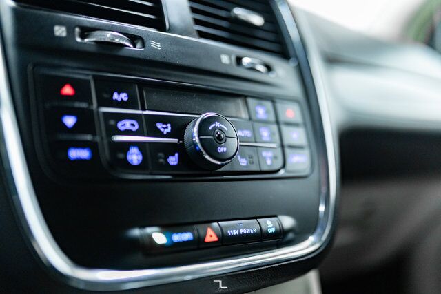 2017 Dodge Grand Caravan Crew Plus Leather Nav BCam Red Deer AB