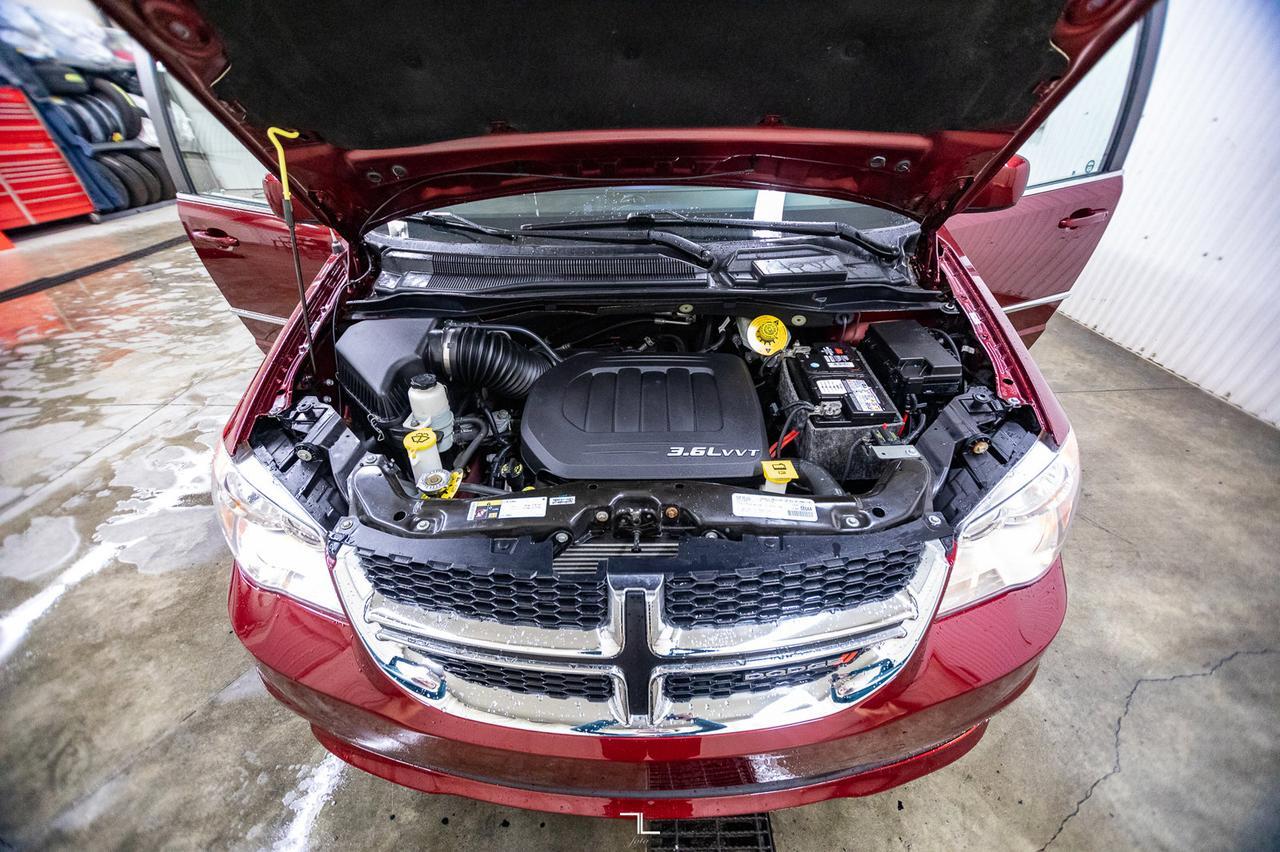 2017 Dodge Grand Caravan Crew Plus Savaria Wheelchair Conversion Leather Nav BCam Red Deer AB