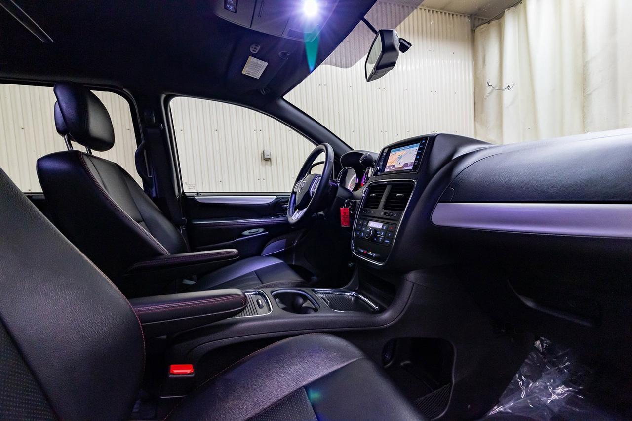 2017 Dodge Grand Caravan GT Leather Nav DVD Red Deer AB