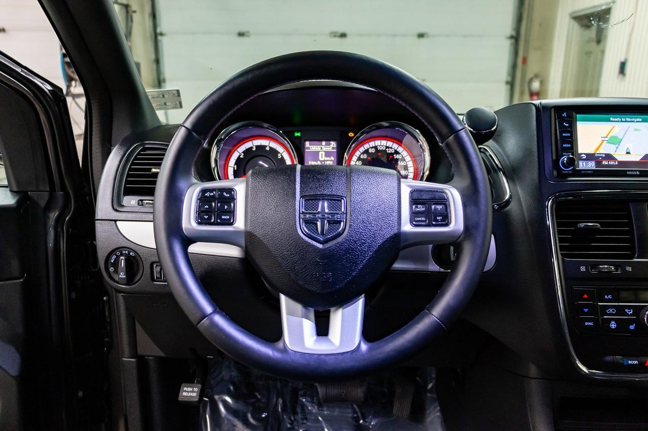 2017 Dodge Grand Caravan GT Leather Nav DVD Red Deer AB