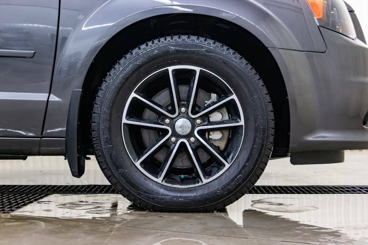 2017 Dodge Grand Caravan GT Leather Nav DVD Red Deer AB