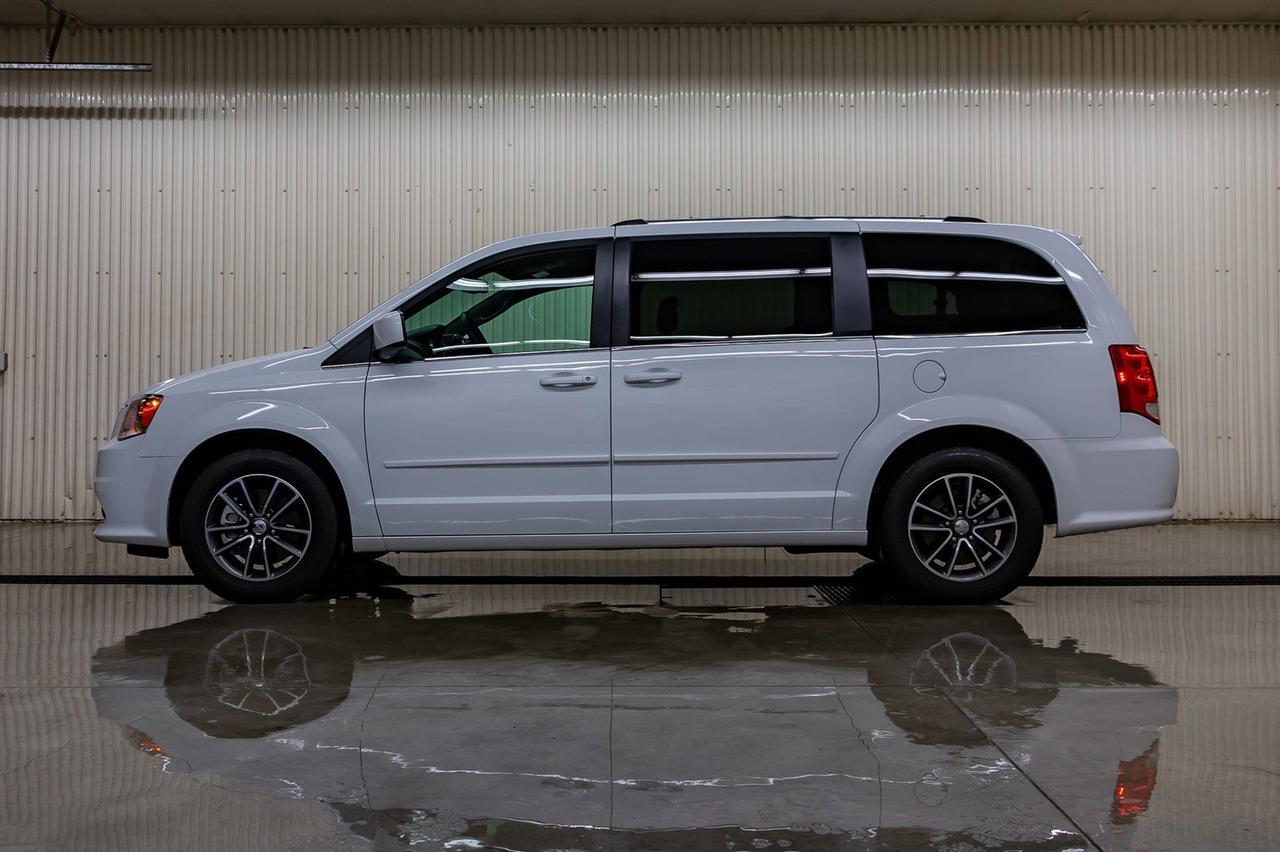 2017 Dodge Grand Caravan Premium Plus DVD BCam Red Deer AB