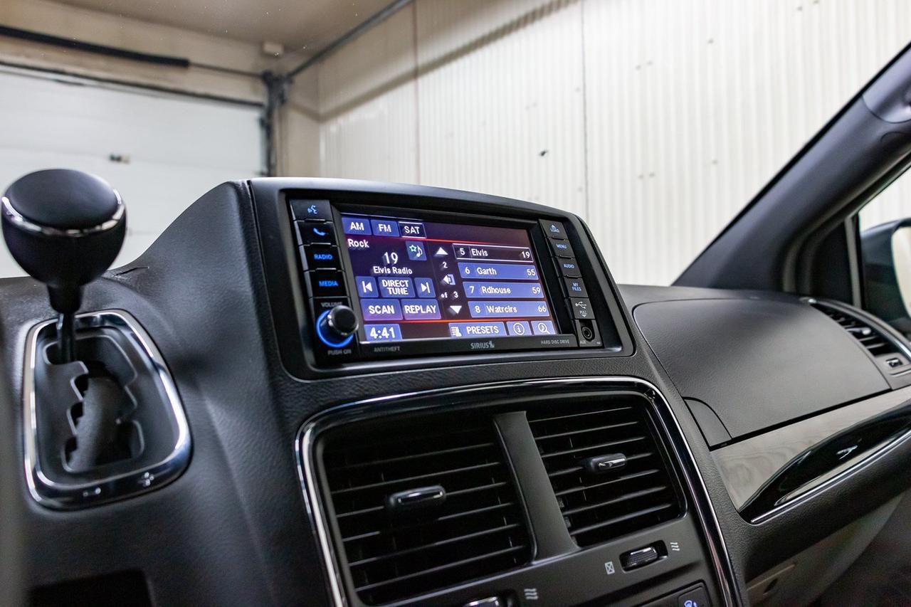 2017 Dodge Grand Caravan Premium Plus DVD BCam Red Deer AB