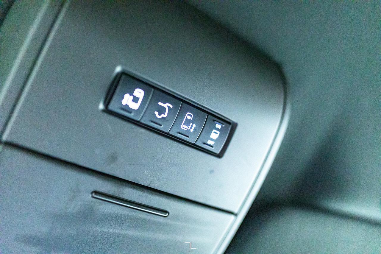 2017 Dodge Grand Caravan Premium Plus Leather Nav DVD BCam Red Deer AB