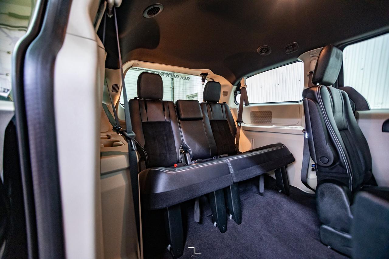 2017 Dodge Grand Caravan Premium Plus Leather Nav DVD BCam Red Deer AB