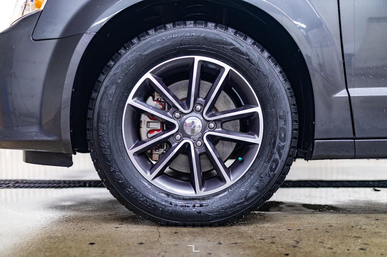 2017 Dodge Grand Caravan Premium Plus Leather Nav DVD BCam Red Deer AB