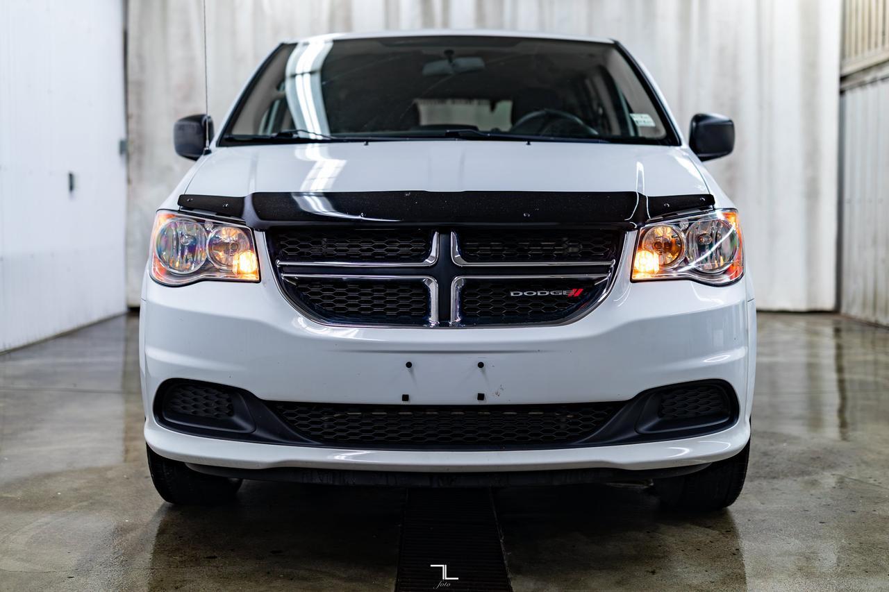 2017 Dodge Grand Caravan SE Braun Ability Wheelchair Lift Red Deer AB