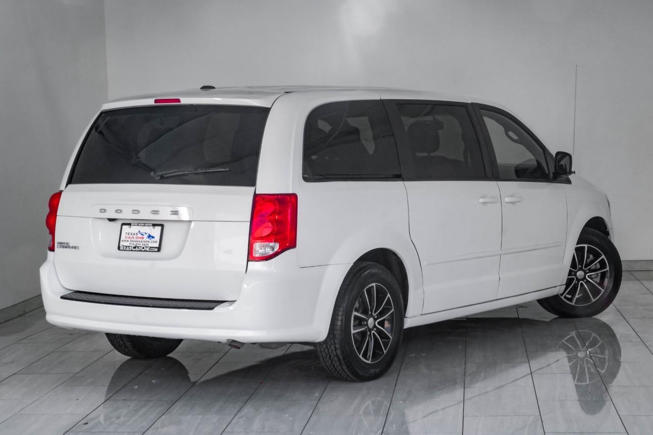 2017 Dodge Grand Caravan SE PLUS AUTOMATIC REAR CAMERA BLUETOOTH QUAD BUCKET CHAIRS THIRD ROW SEAT CRUISE CONTROL Carrollton TX