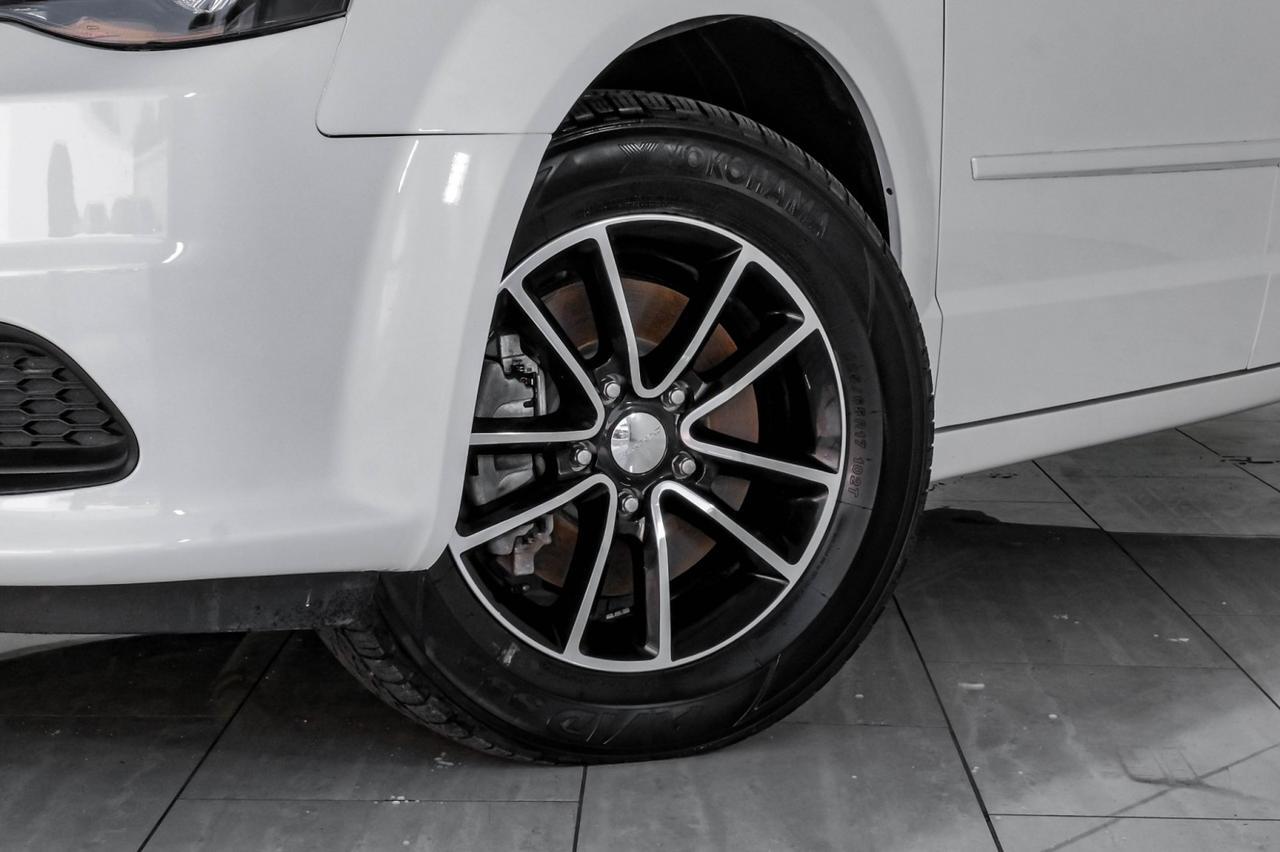 2017 Dodge Grand Caravan SE PLUS AUTOMATIC REAR CAMERA BLUETOOTH QUAD BUCKET CHAIRS THIRD ROW SEAT CRUISE CONTROL Carrollton TX