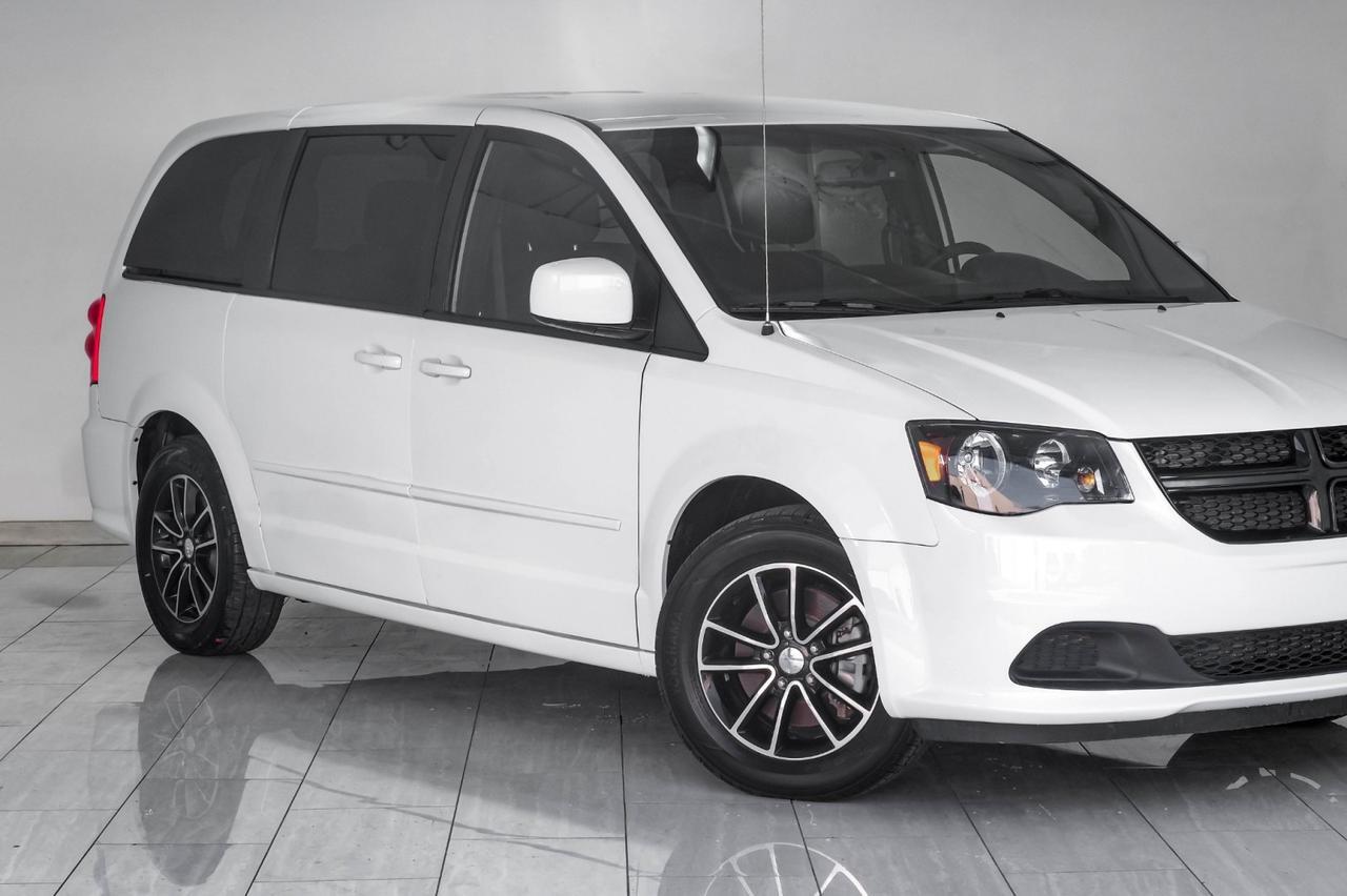 2017 Dodge Grand Caravan SE PLUS AUTOMATIC REAR CAMERA BLUETOOTH QUAD BUCKET CHAIRS THIRD ROW SEAT CRUISE CONTROL Carrollton TX