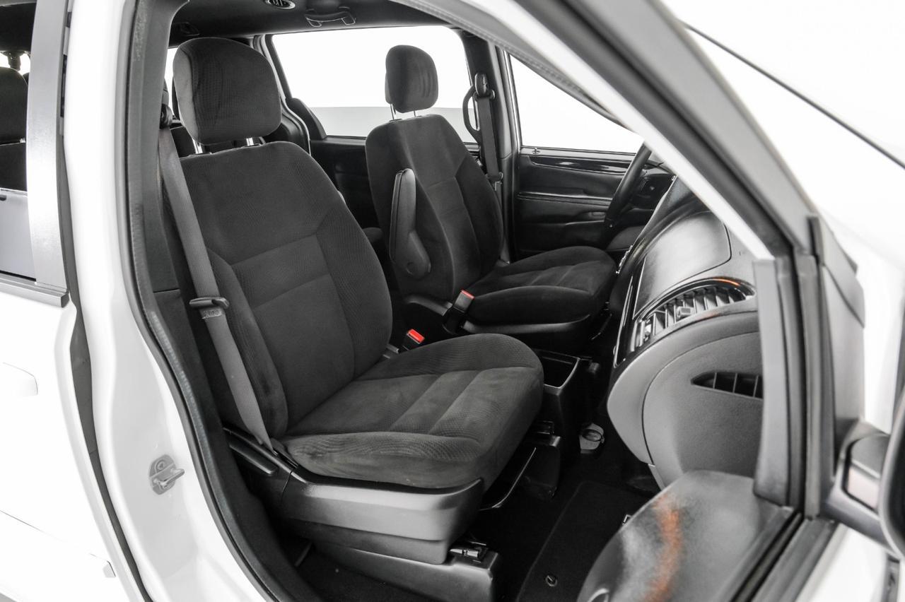 2017 Dodge Grand Caravan SE PLUS AUTOMATIC REAR CAMERA BLUETOOTH QUAD BUCKET CHAIRS THIRD ROW SEAT CRUISE CONTROL Carrollton TX