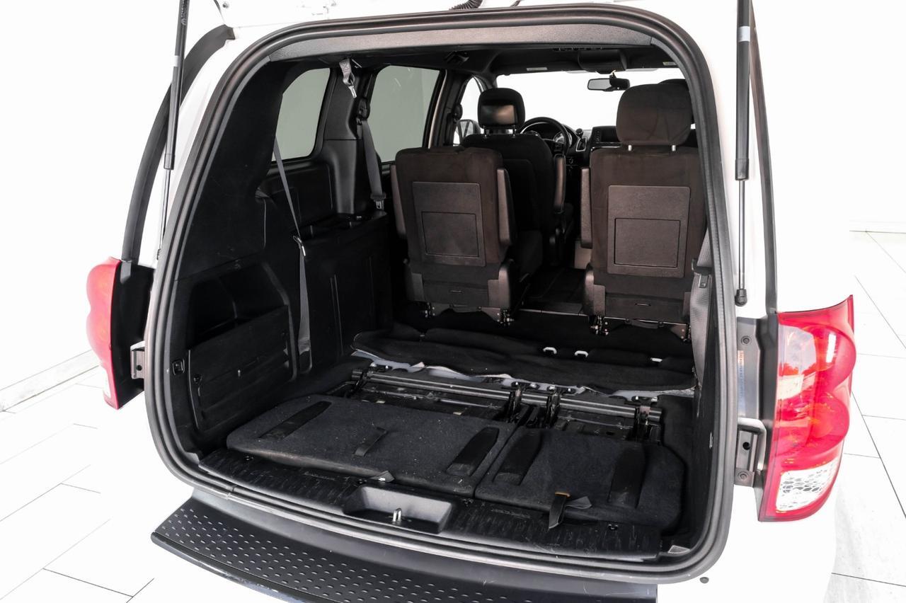 2017 Dodge Grand Caravan SE PLUS AUTOMATIC REAR CAMERA BLUETOOTH QUAD BUCKET CHAIRS THIRD ROW SEAT CRUISE CONTROL Carrollton TX