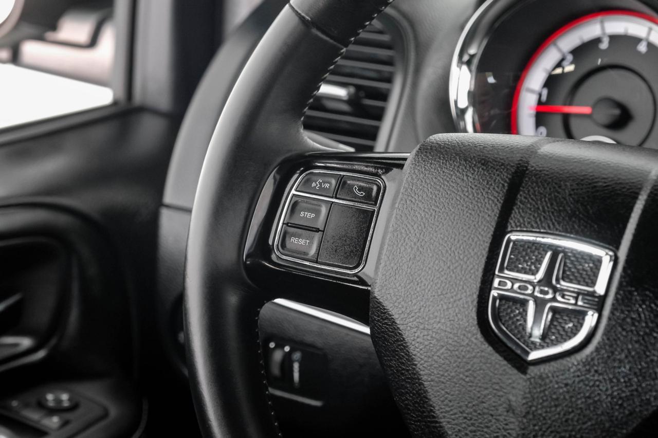 2017 Dodge Grand Caravan SE PLUS AUTOMATIC REAR CAMERA BLUETOOTH QUAD BUCKET CHAIRS THIRD ROW SEAT CRUISE CONTROL Carrollton TX