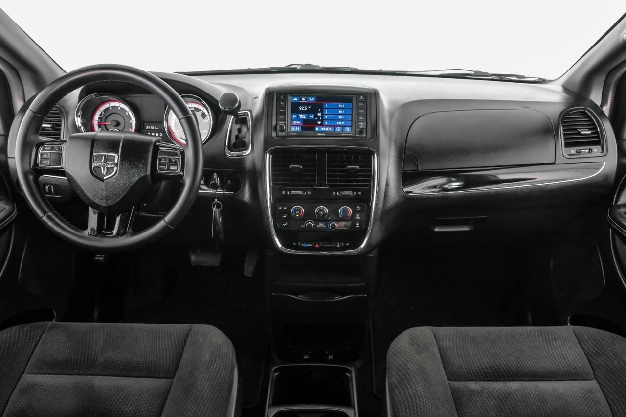 2017 Dodge Grand Caravan SE PLUS AUTOMATIC REAR CAMERA BLUETOOTH QUAD BUCKET CHAIRS THIRD ROW SEAT CRUISE CONTROL Carrollton TX