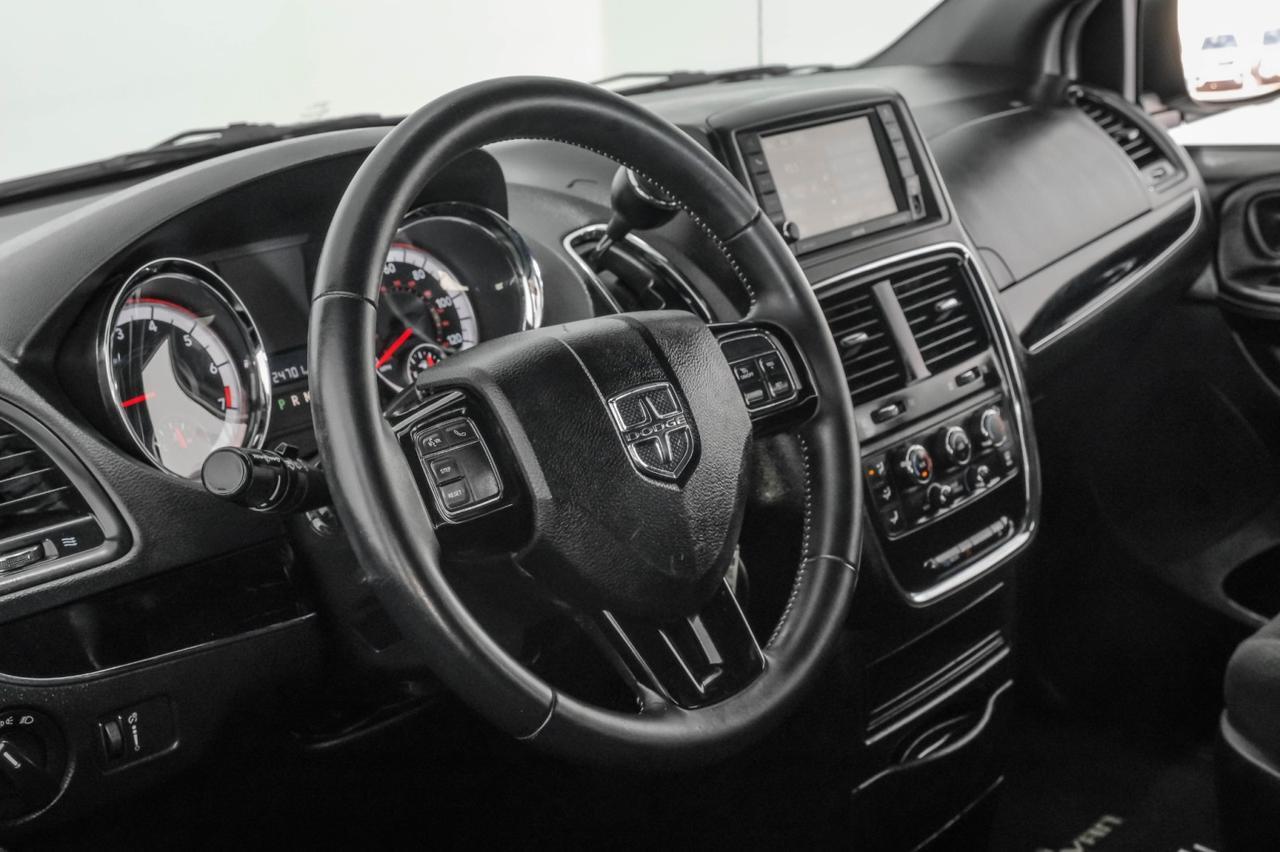 2017 Dodge Grand Caravan SE PLUS AUTOMATIC REAR CAMERA BLUETOOTH QUAD BUCKET CHAIRS THIRD ROW SEAT CRUISE CONTROL Carrollton TX