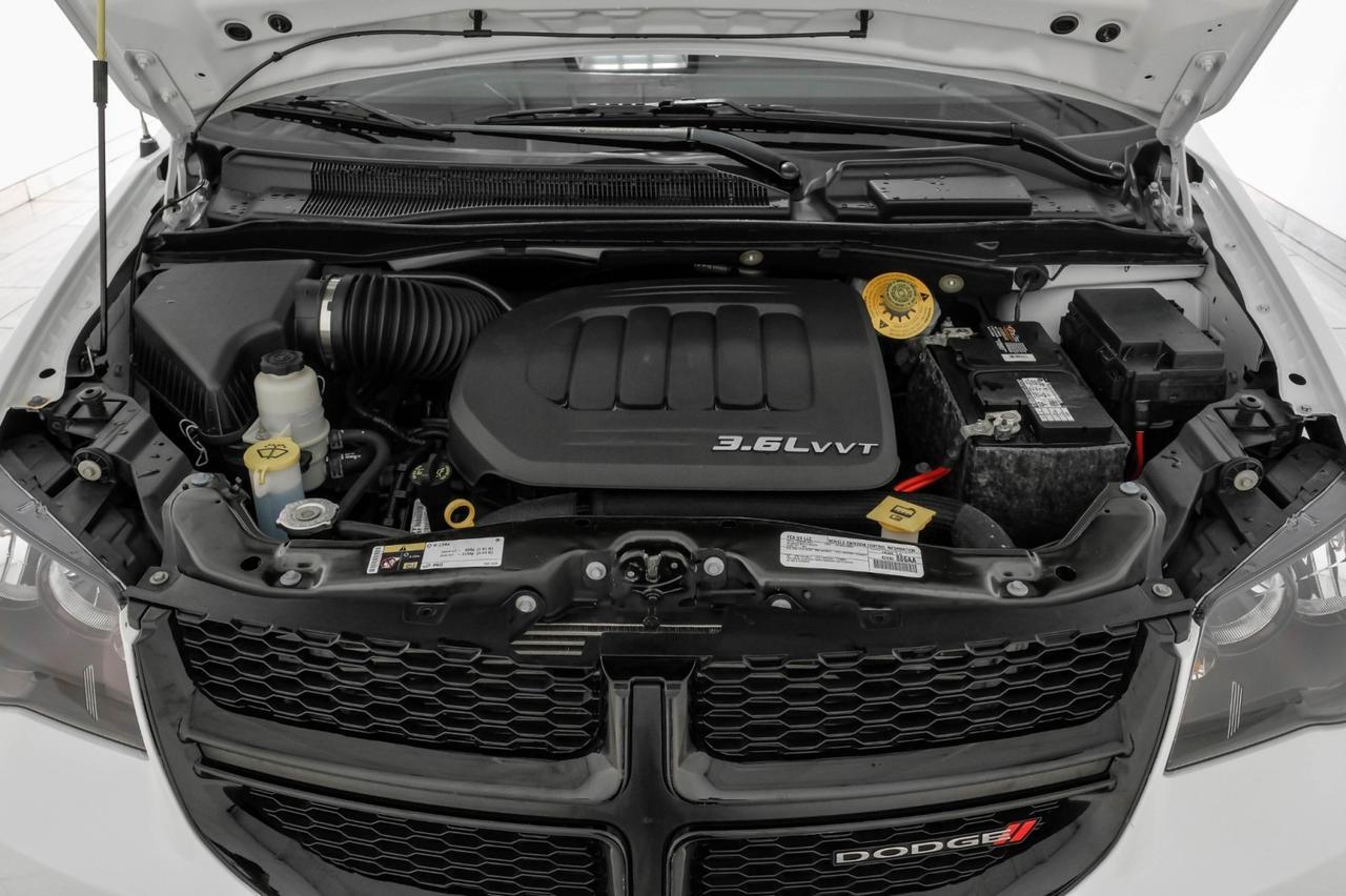 2017 Dodge Grand Caravan SE PLUS AUTOMATIC REAR CAMERA BLUETOOTH QUAD BUCKET CHAIRS THIRD ROW SEAT CRUISE CONTROL Carrollton TX